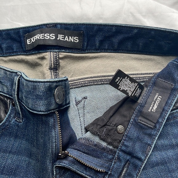 Express Legging Jeans with Black Leather Detail. SIZE 0 - Picture 8 of 8